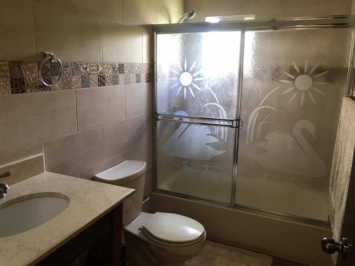 2 Queen Bed Apartment With Smart Tv ,Wifi Y Luz Las 24 Horas Харабакоа Екстериор снимка